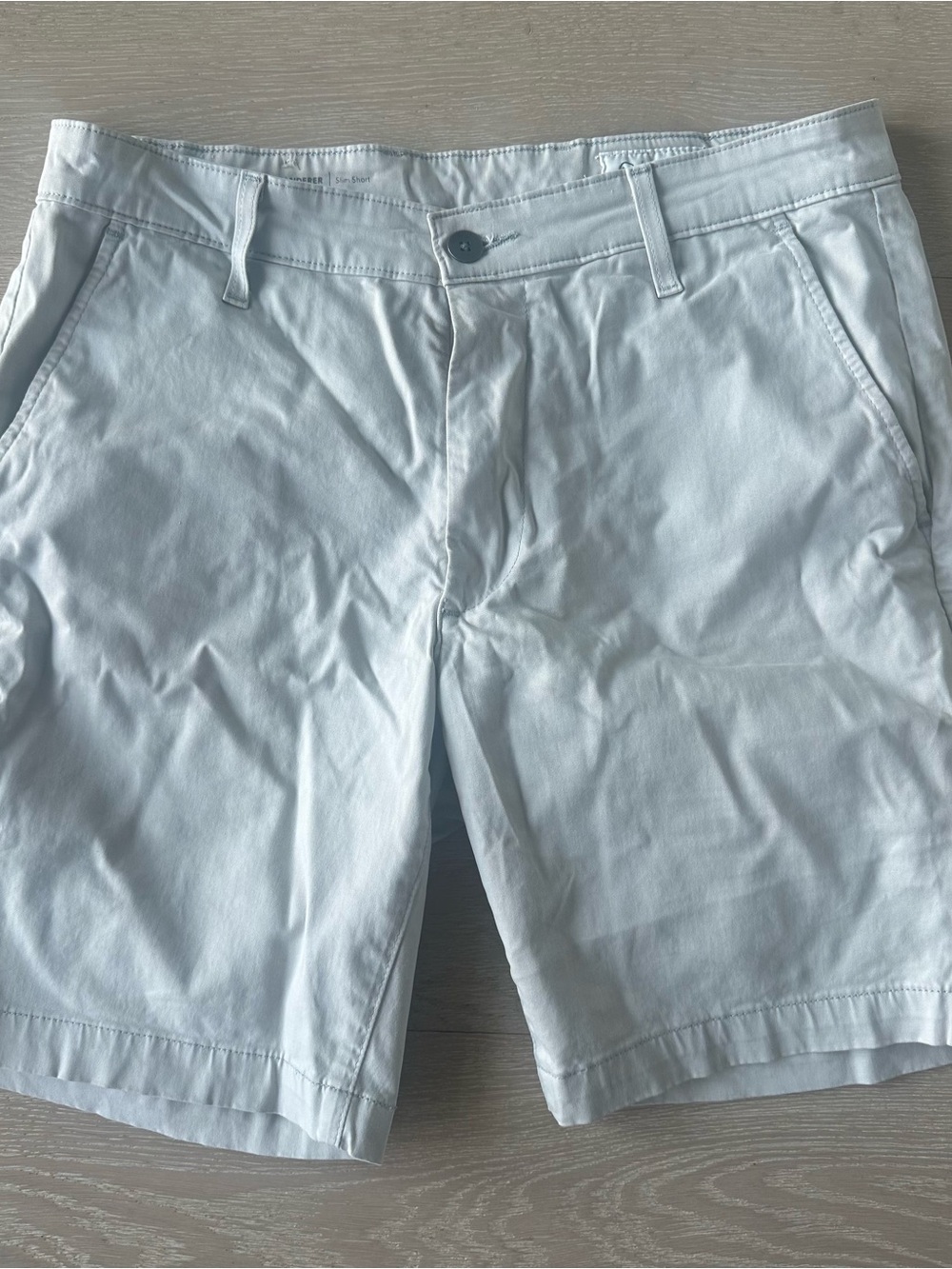 Ag Adriano Goldschmied Men's Cream Flat Front Shorts